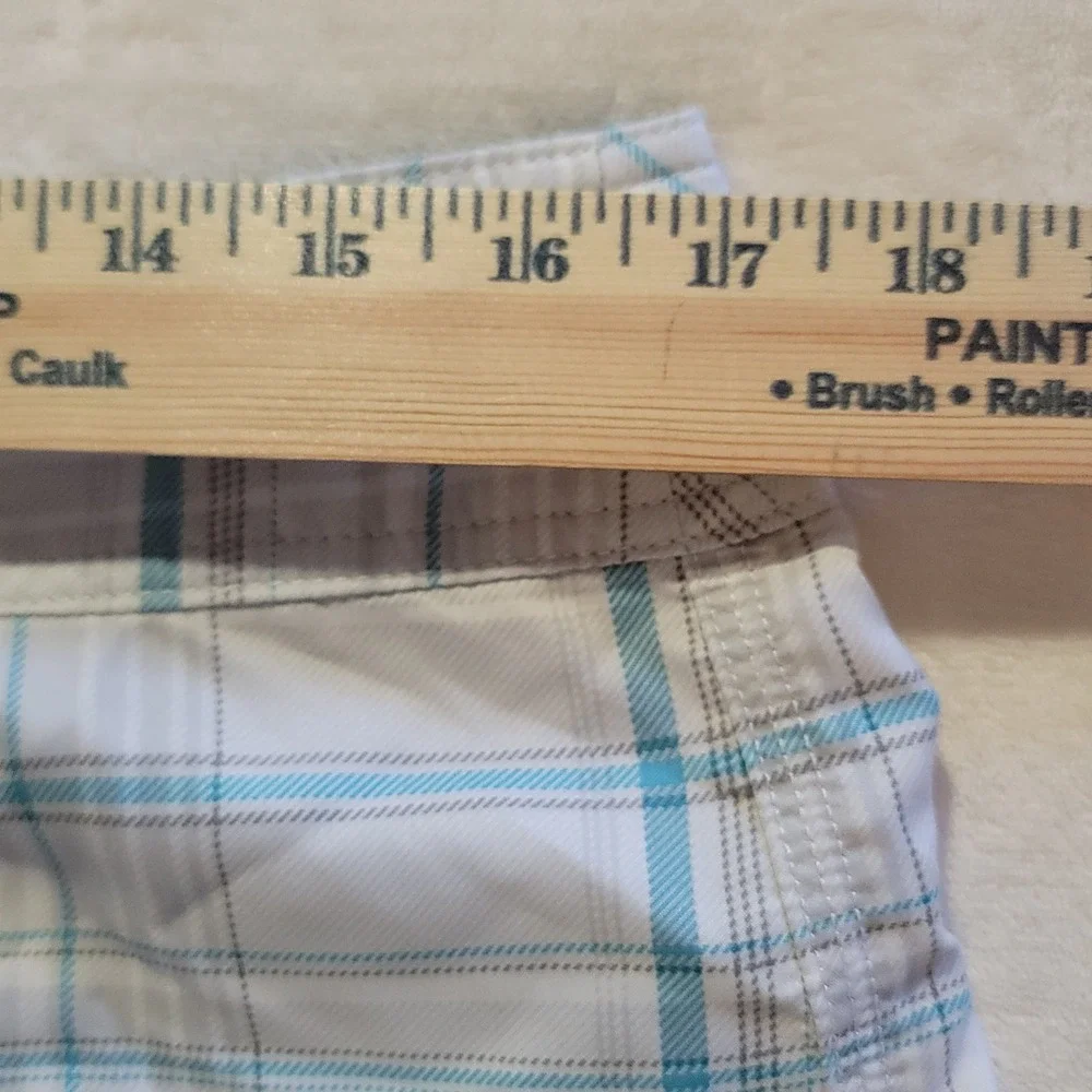 O'Neill Board Shorts Mens 34 White Blue Plaid Cargo Pocket Surf Beach Quick Dry